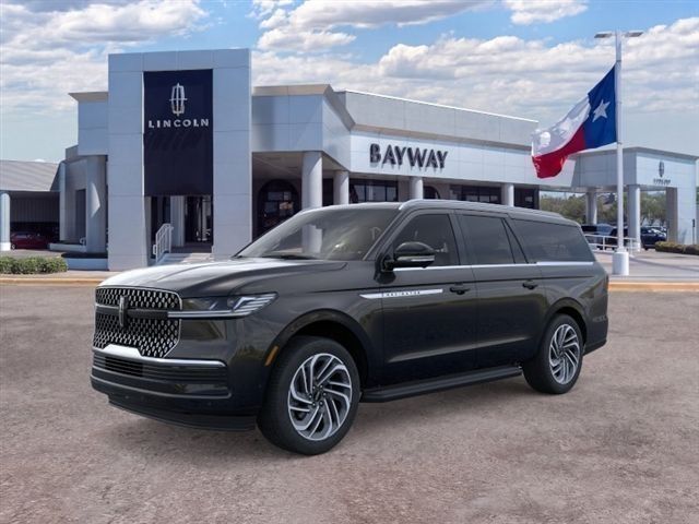 Infinite Black Metallic Clearcoat 2026 Lincoln Navigator SUV / Crossover Four-Wheel Drive Automatic
