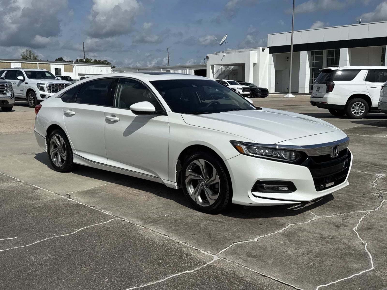 Silver 2018 Honda Accord Sedan Front-Wheel Drive Continuously Variable Transmission