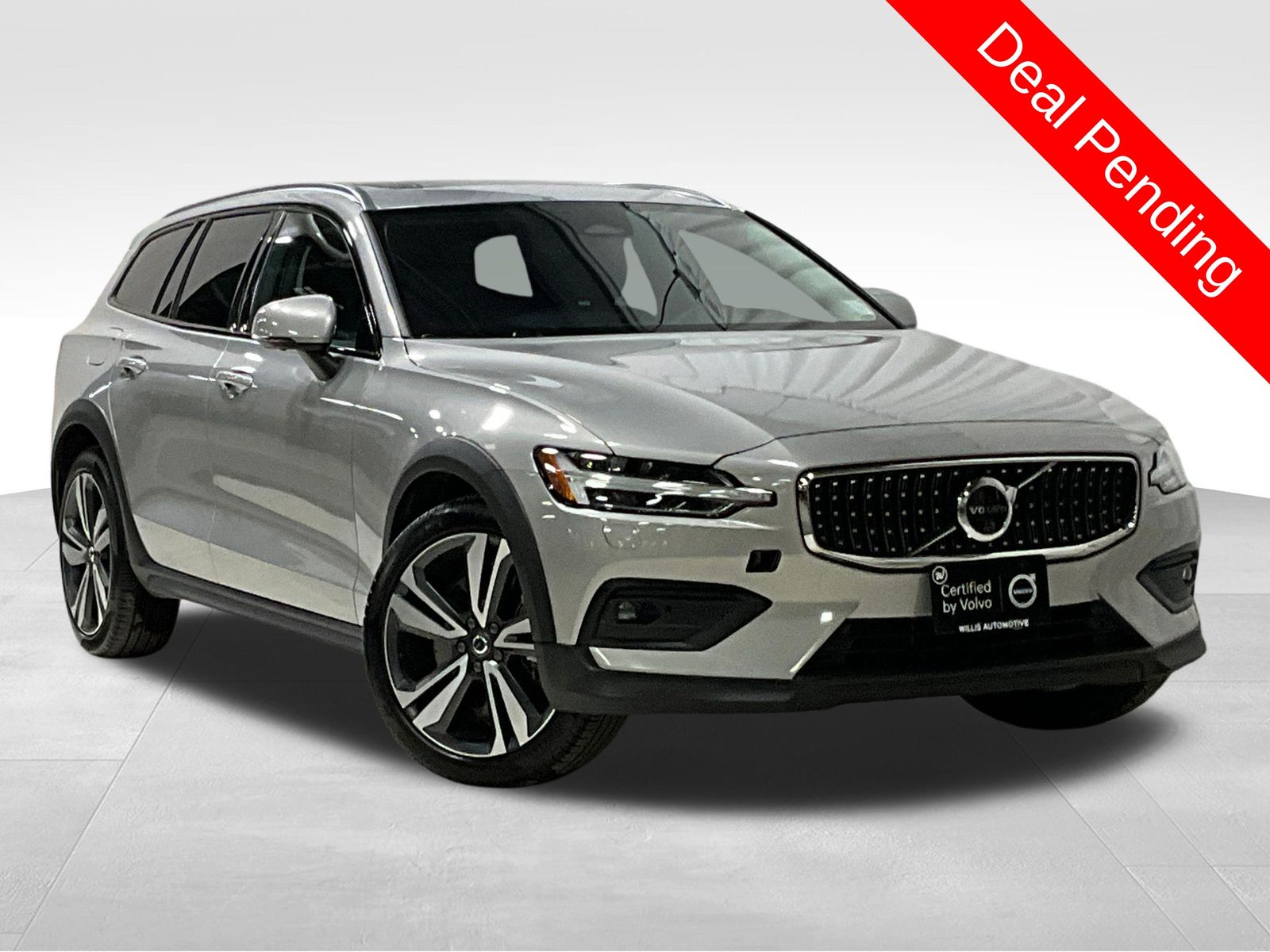 2025 Volvo V60 Cross Country B5 Plus AWD