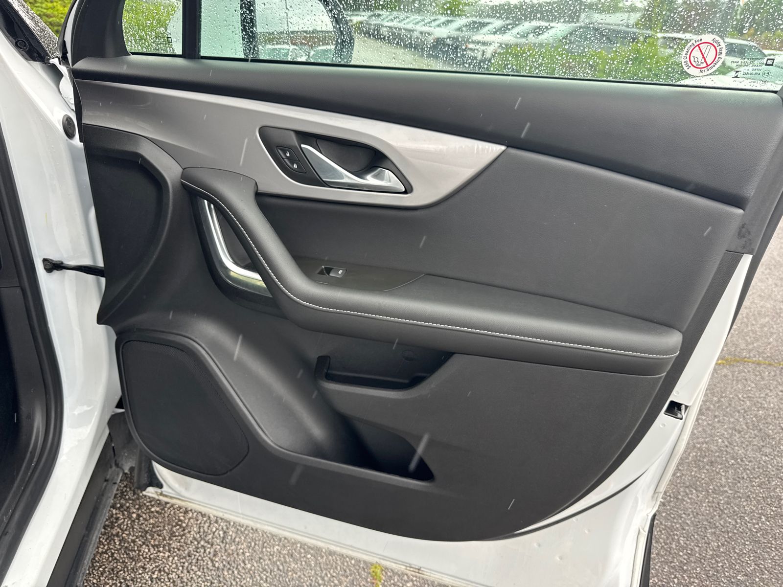 Used 2025 Summit White Chevrolet LT image 14