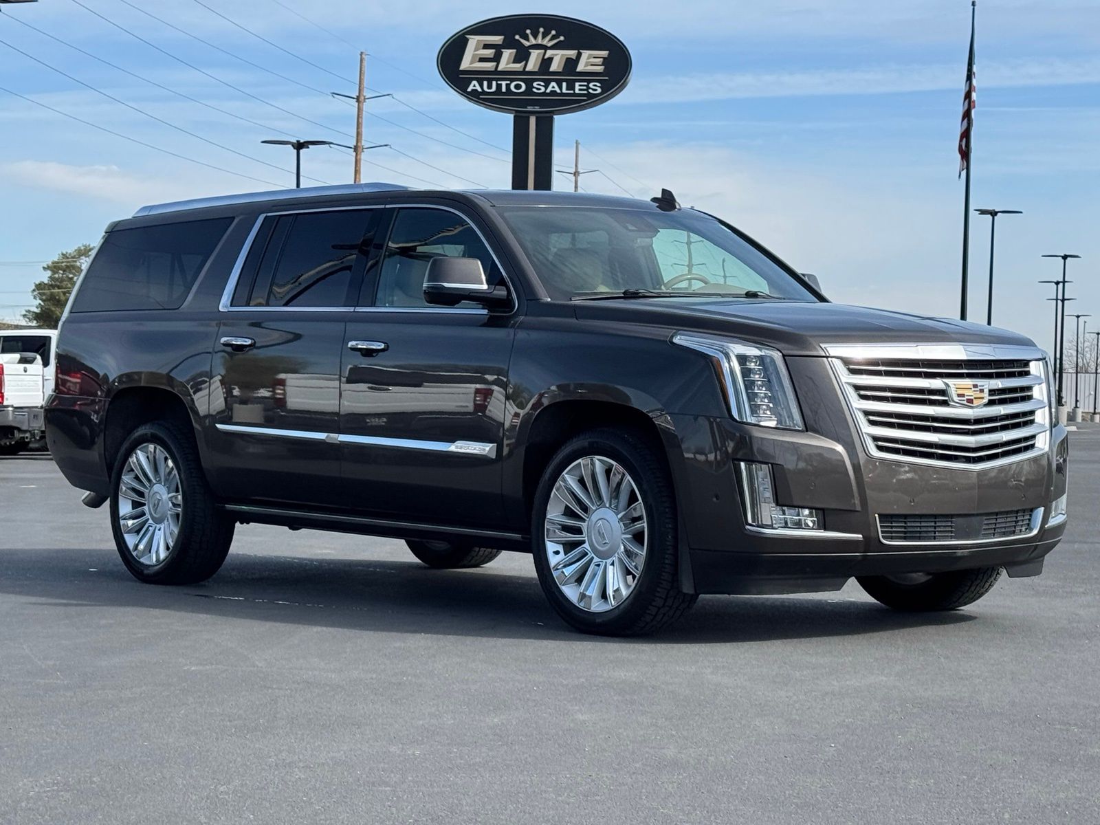 Dark Mocha Metallic 2020 Cadillac Escalade ESV Platinum 4WD SUV / Crossover Four-Wheel Drive