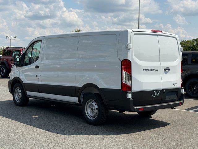 New 2026 Oxford White Ford Base image 5