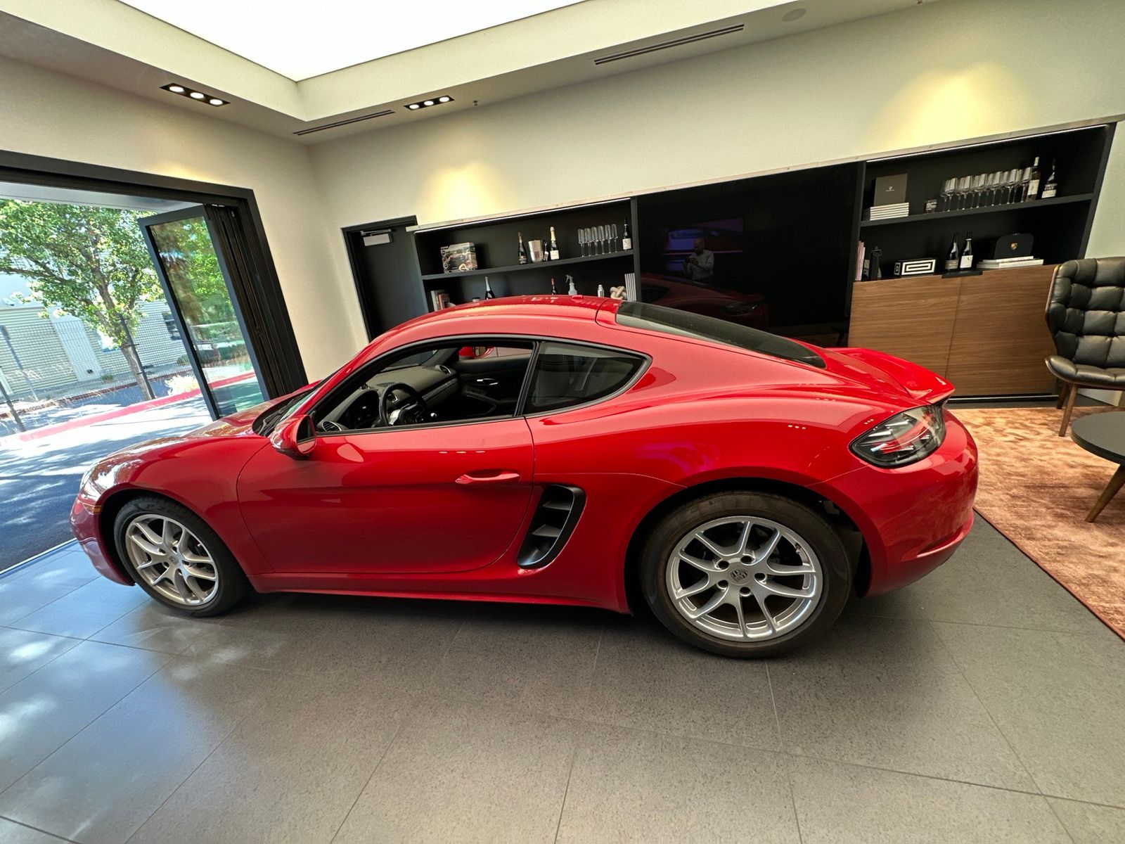 2025 Porsche 718 Cayman — foto completa 4 de 10