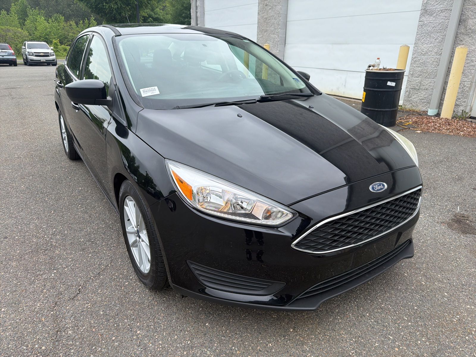 Shadow Black 2018 Ford Focus SE Sedan Front-Wheel Drive 6-Speed Automatic