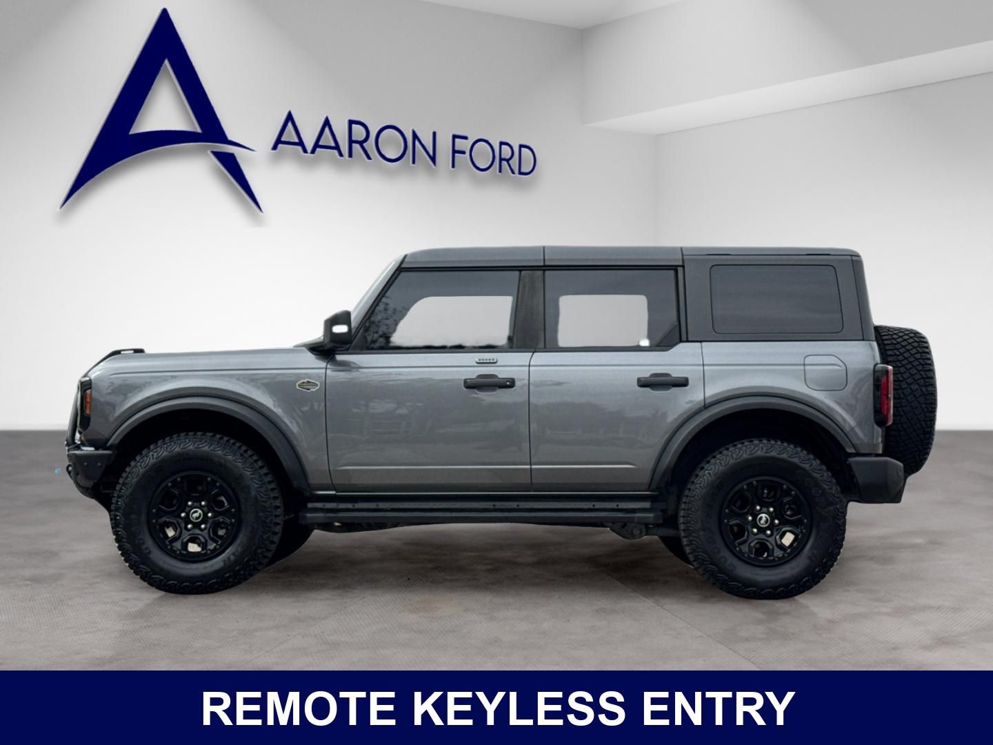 View vehicle photo 3