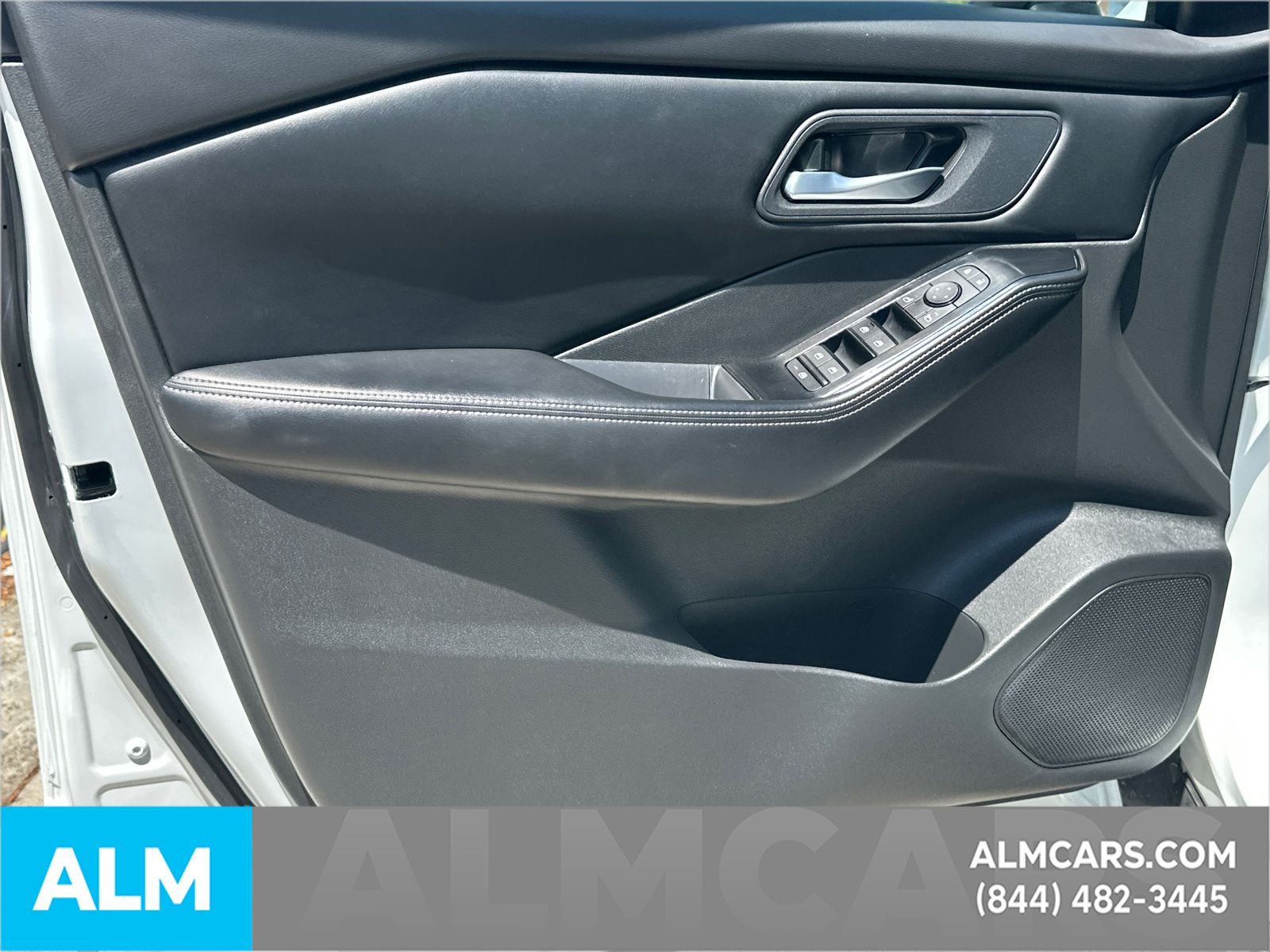 Certified Used 2025 Pearl Nissan SV image 11