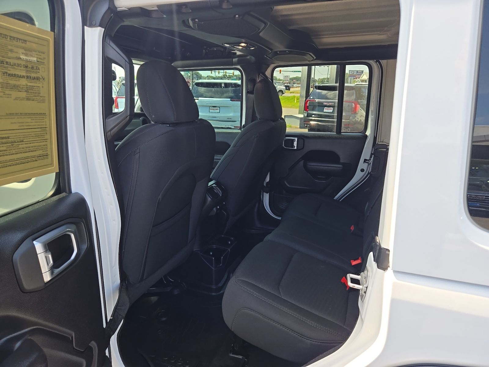 Used 2022 White Jeep Unlimited High Tide image 8