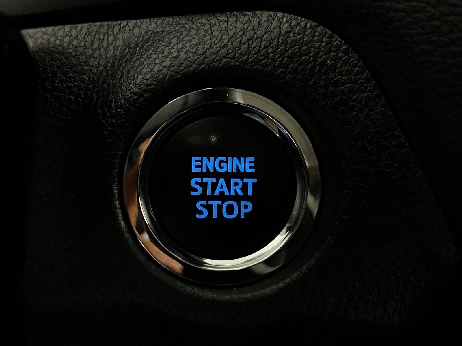 2020 Toyota RAV4 XLE 20