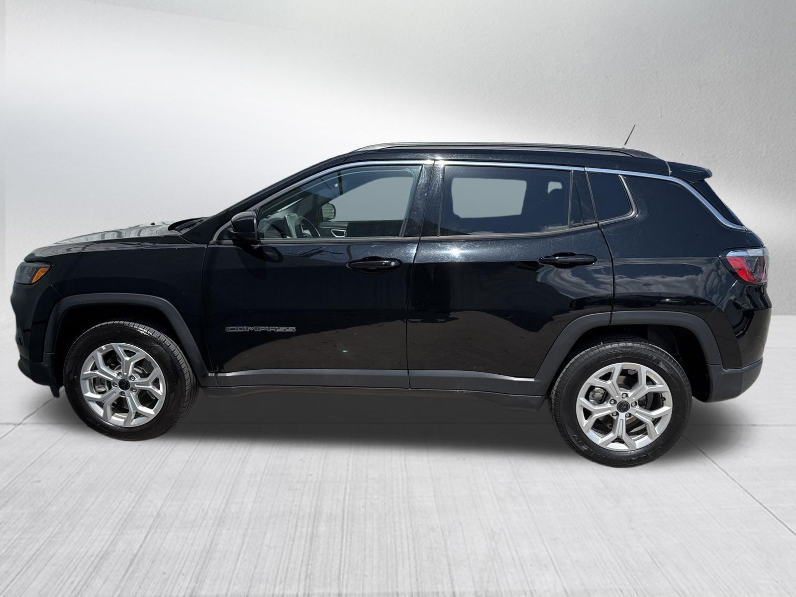 Used Car 2025 Jeep Compass  Latitude For Sale Under $25,000 In Austin, Texas