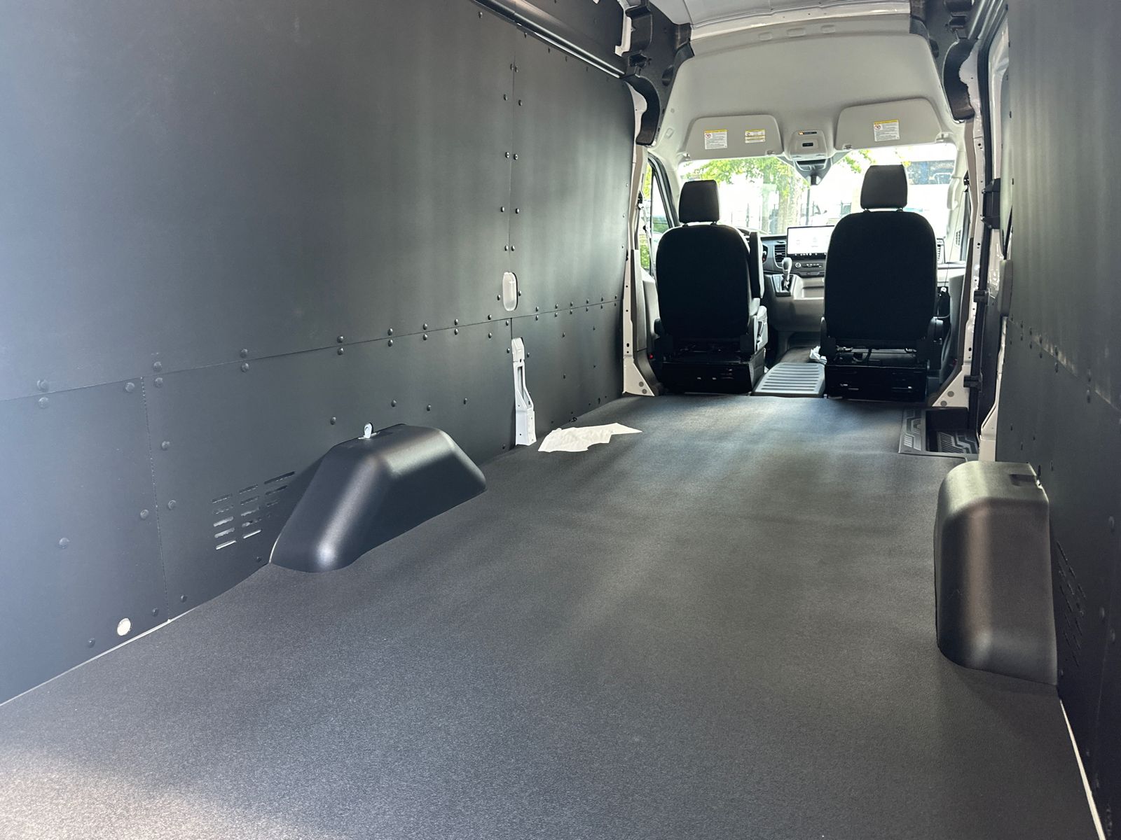 New 2026 Oxford White Ford Cargo Van image 19