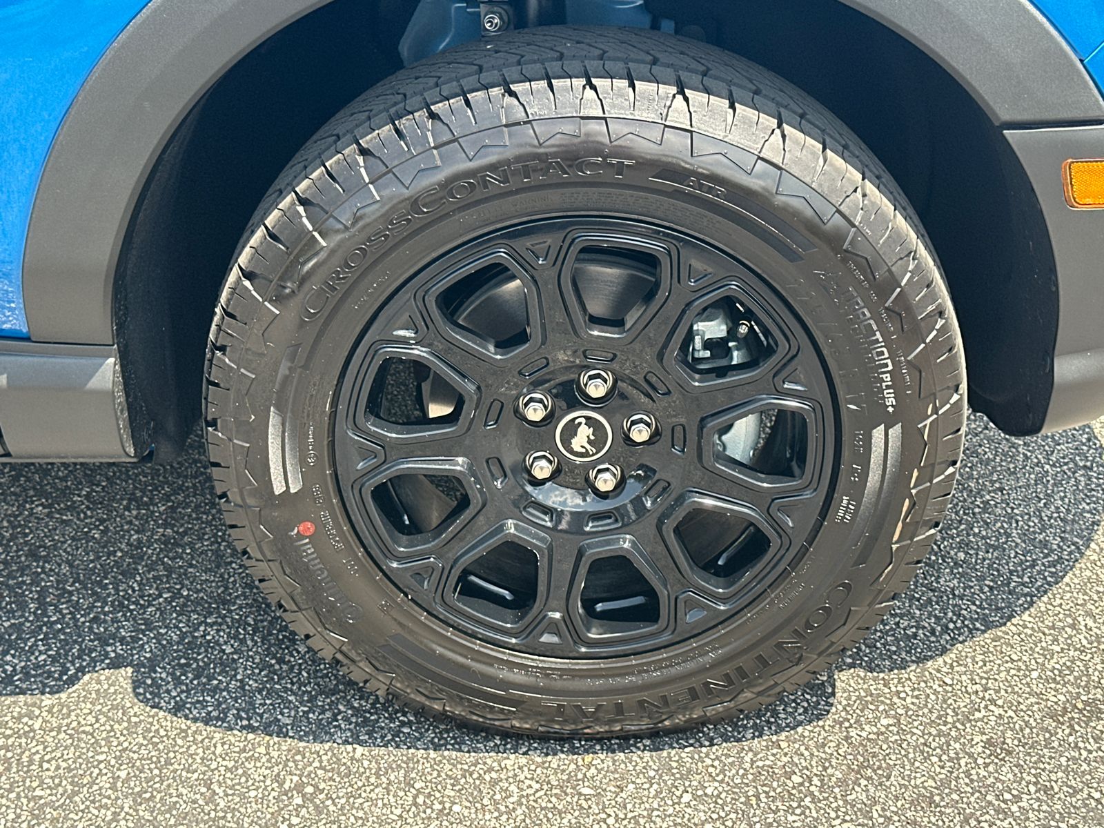 New 2026 Velocity Blue Metallic Ford Badlands® image 13