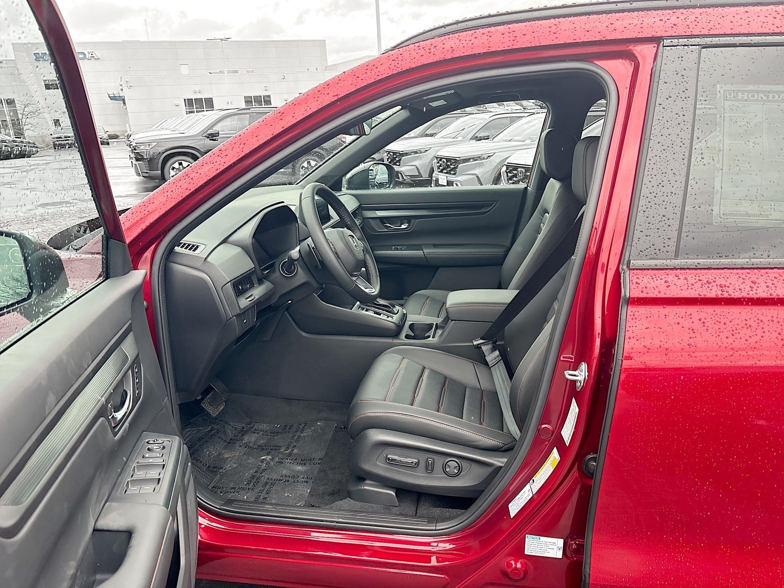 View vehicle photo 4