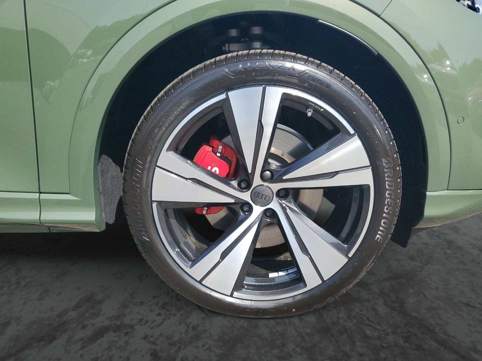 Vehicle photo