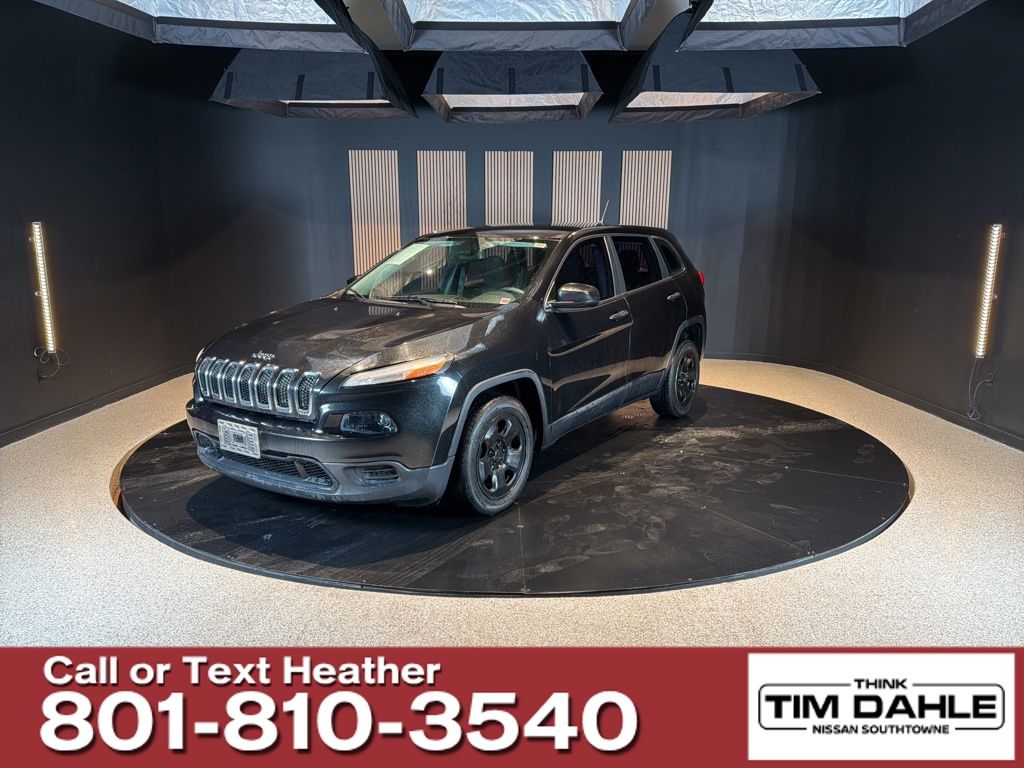 Brilliant Black Crystal Pearlcoat 2016 Jeep Cherokee SUV / Crossover Front-Wheel Drive 9-Speed Automatic