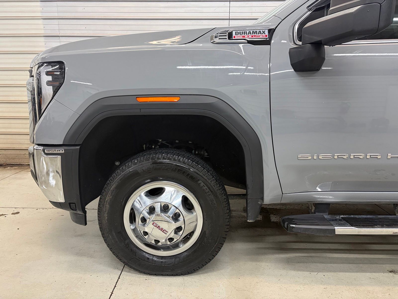 2025 GMC Sierra 3500HD SLE - Image 4