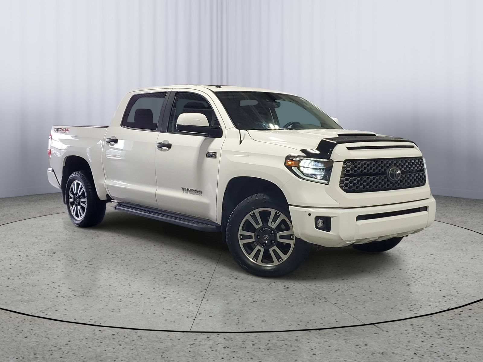 White 2019 Toyota Tundra Pickup Truck Four-Wheel Drive 6-Speed Automatic