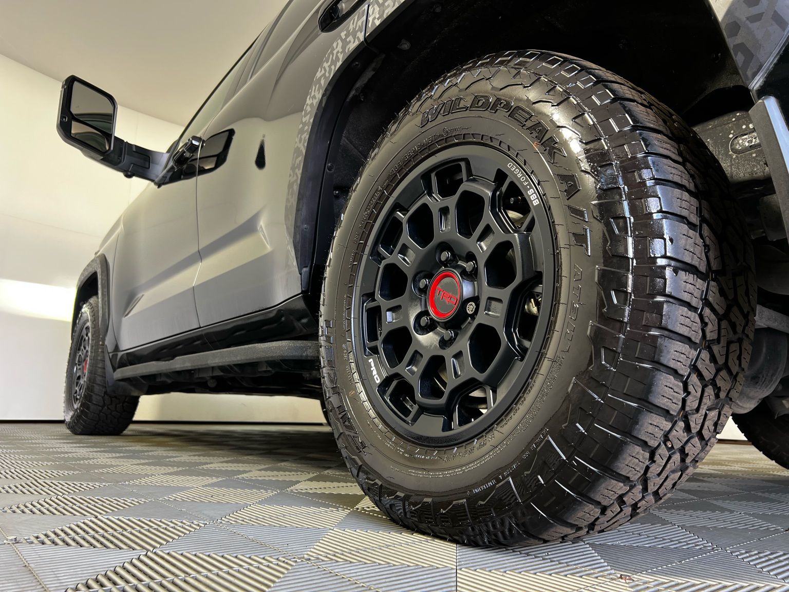 Thumbnail: 2023 Toyota Sequoia - 31