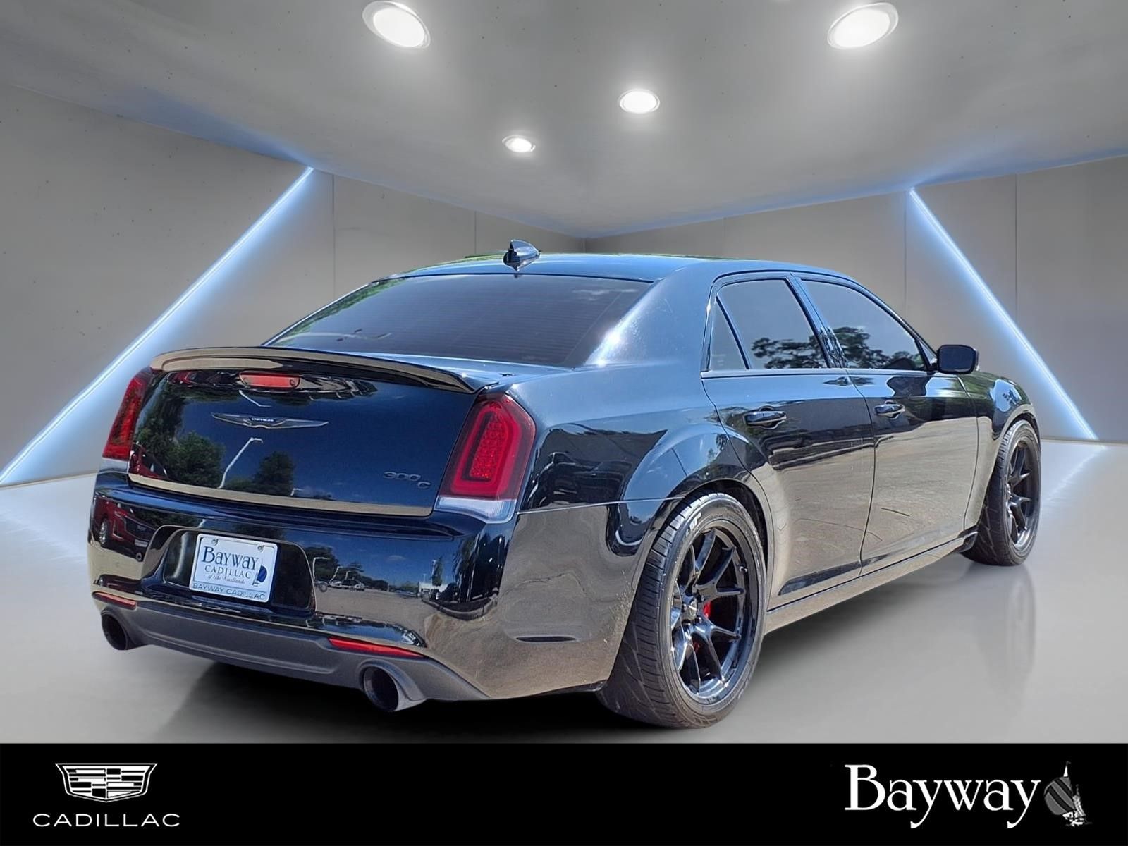 2023 Chrysler 300 C - 1