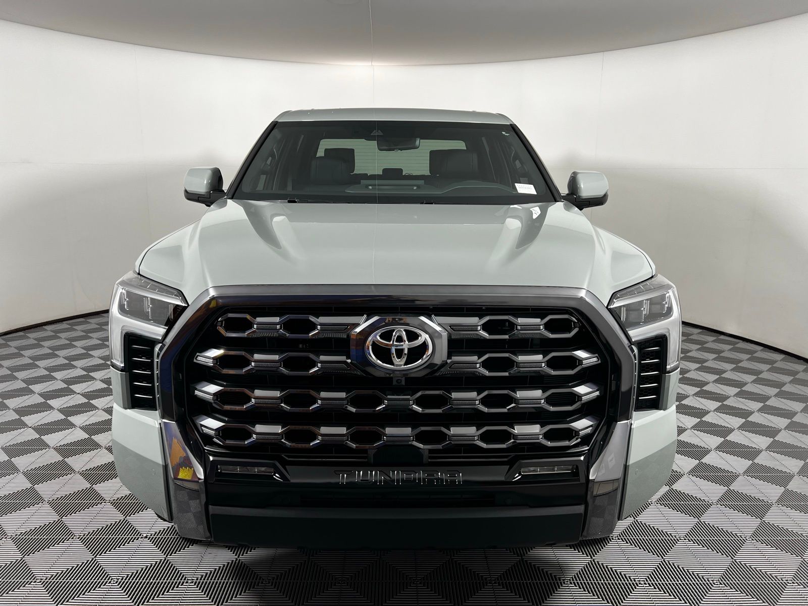 2025 Toyota Tundra Platinum 2