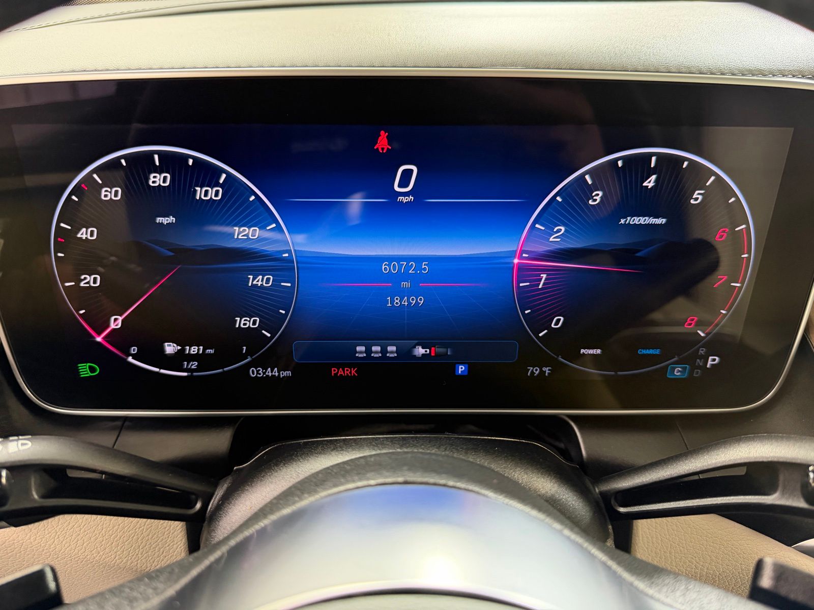 Used 2025 Black Mercedes-Benz GLC 300 image 5
