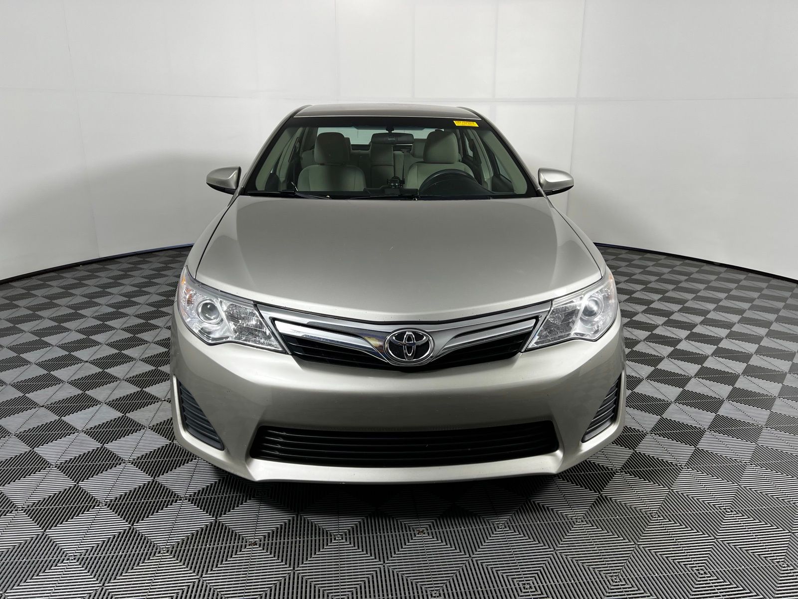 Thumbnail: 2014 Toyota Camry - 2