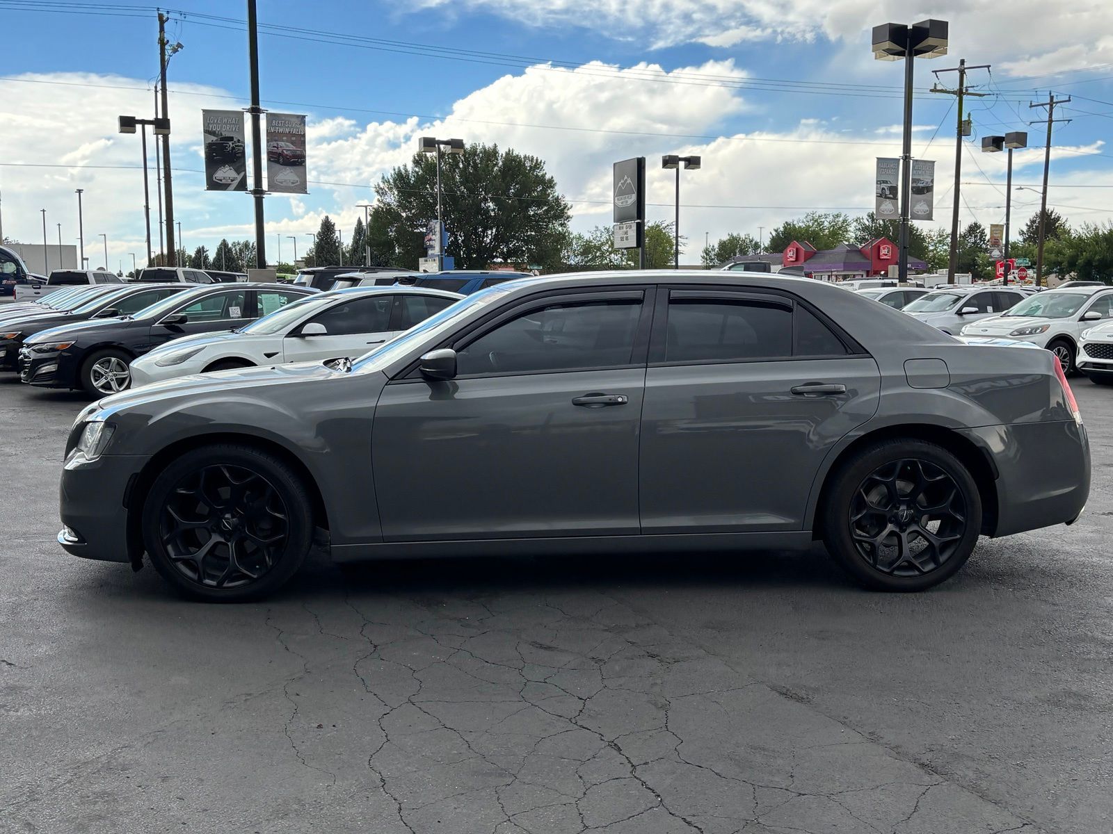 Used 2019 Chrysler 300 Sedan