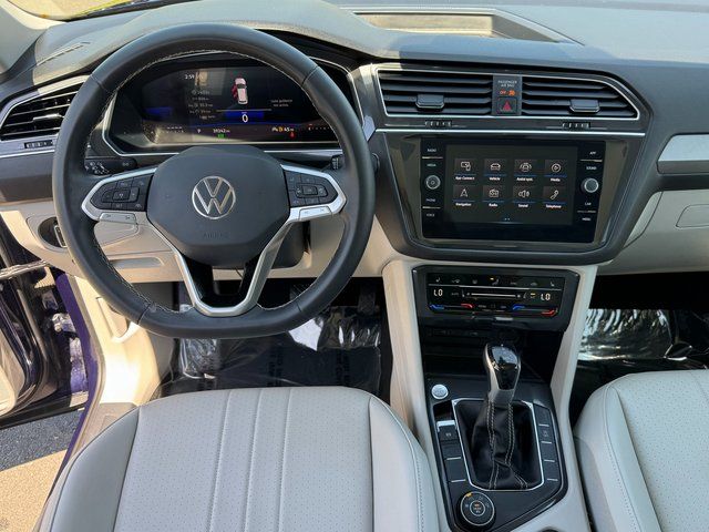 Used 2023 Blue Volkswagen 2.0T SE image 3