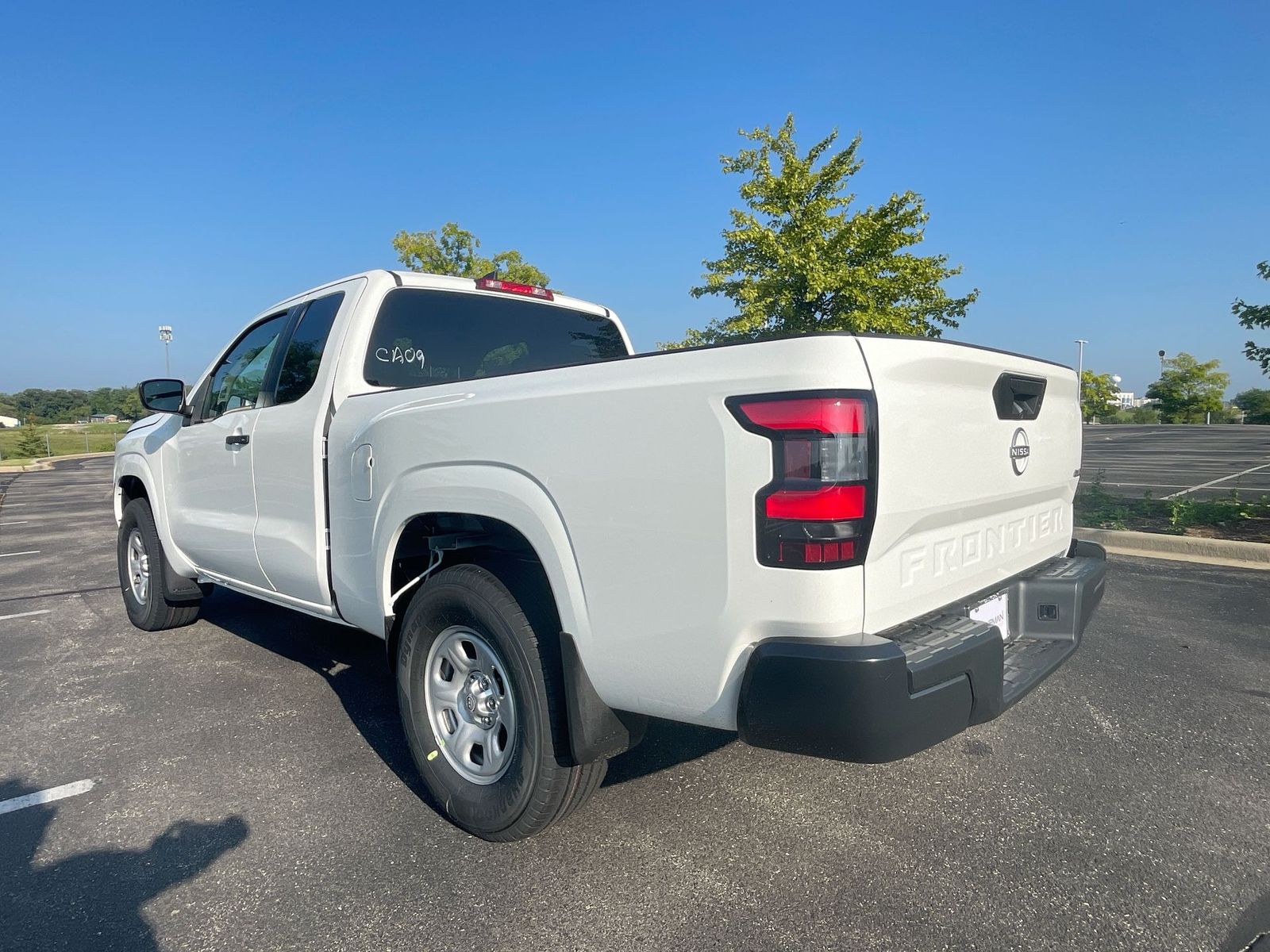 2024 Nissan Frontier S 31