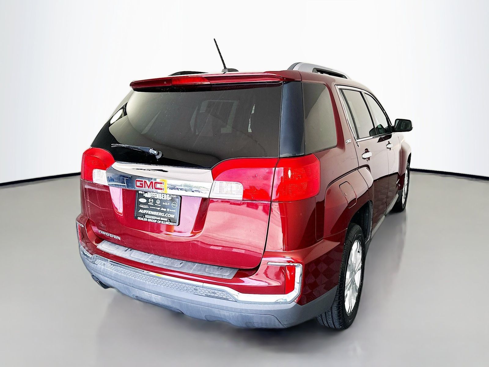 View vehicle photo 7
