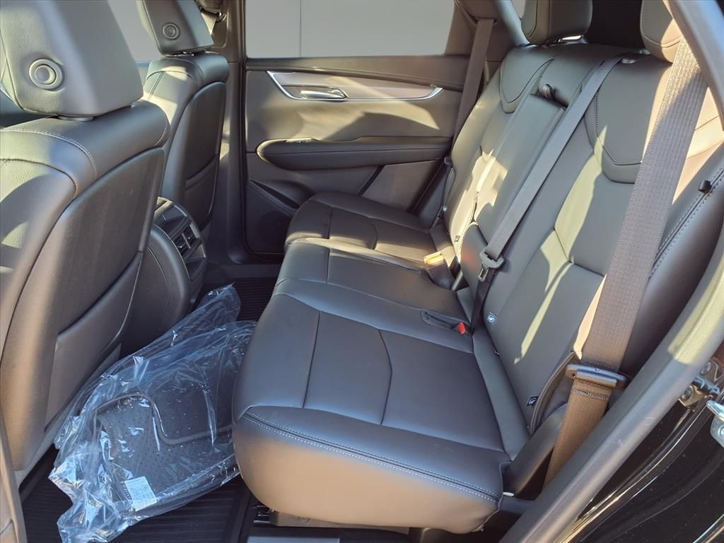 2026 Cadillac XT5 Luxury - 11