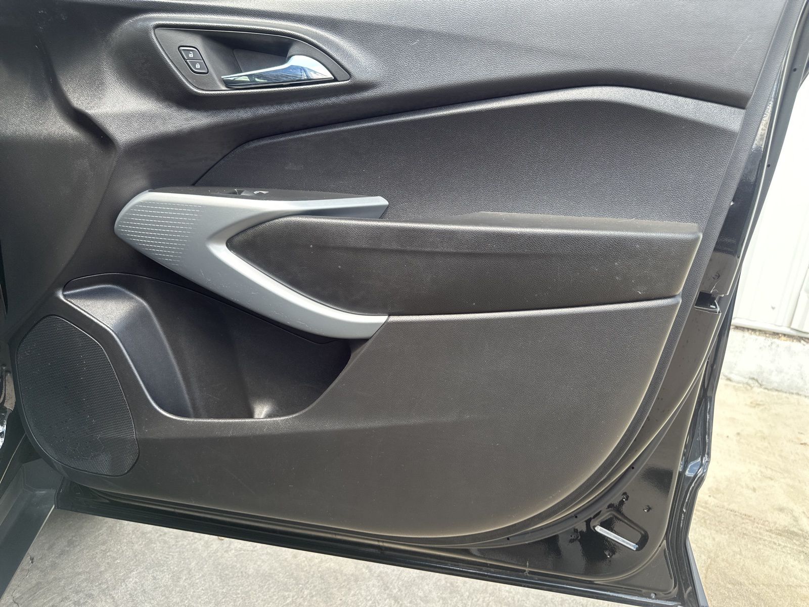 Used Car 2025 Chevrolet Trax  1rs For Sale Under $25,000 In Austin, Texas