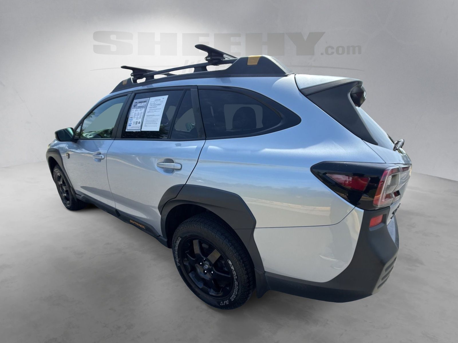 Used 2022 Silver Subaru Wilderness image 17