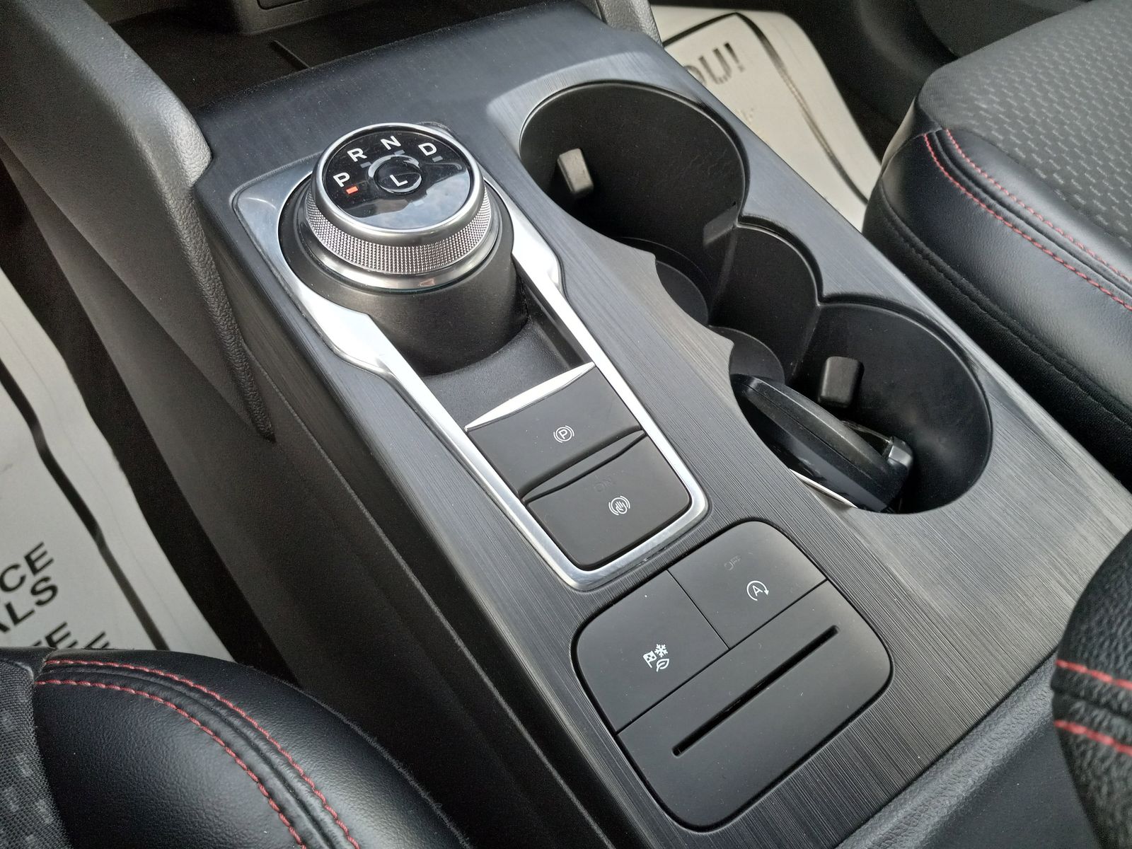 2024 Ford Escape image 24