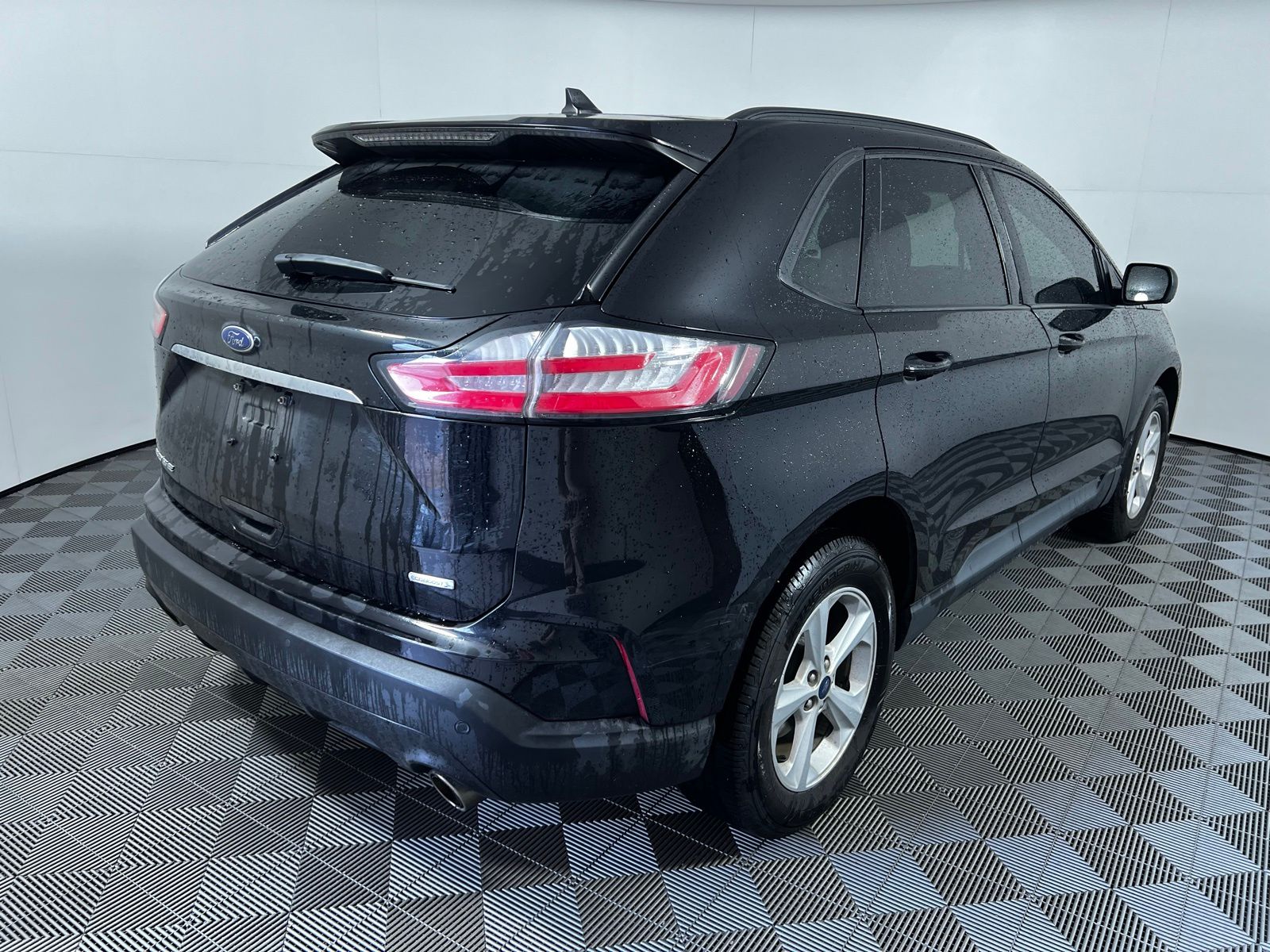 Thumbnail: 2020 Ford Edge - 5