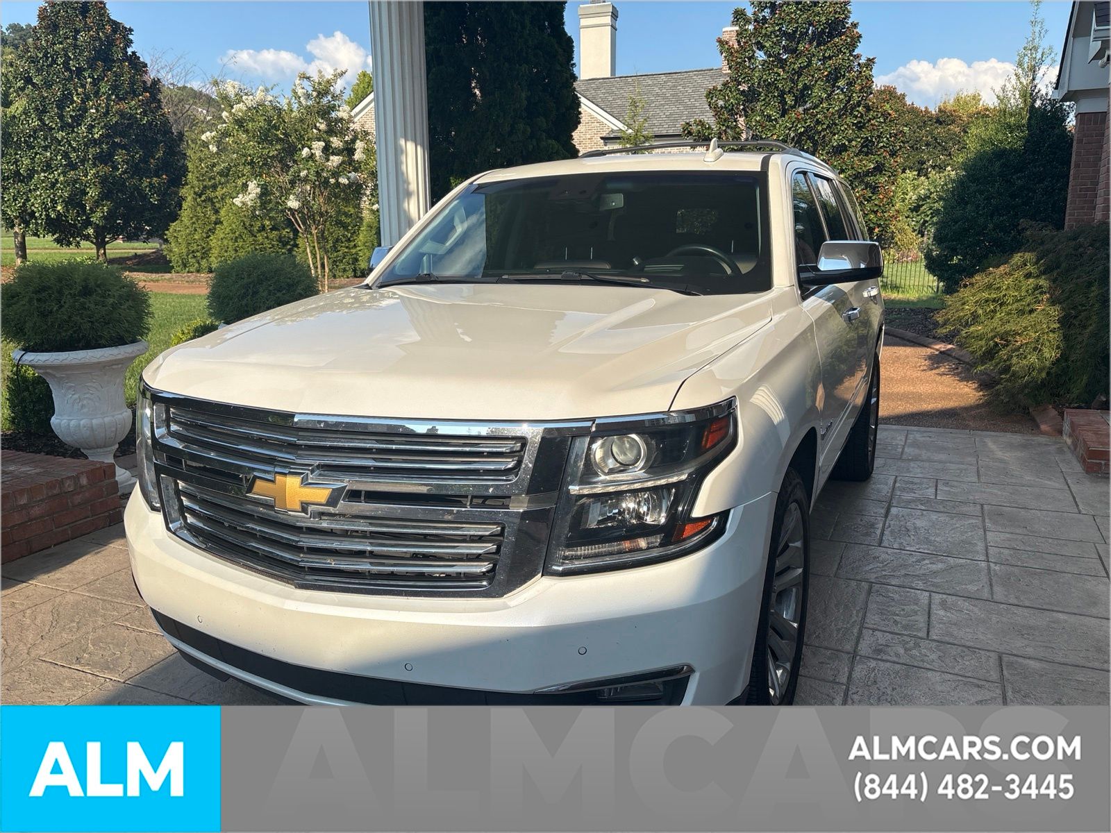 Used 2019 Iridescent Pearl Tricoat Chevrolet Premier image 6