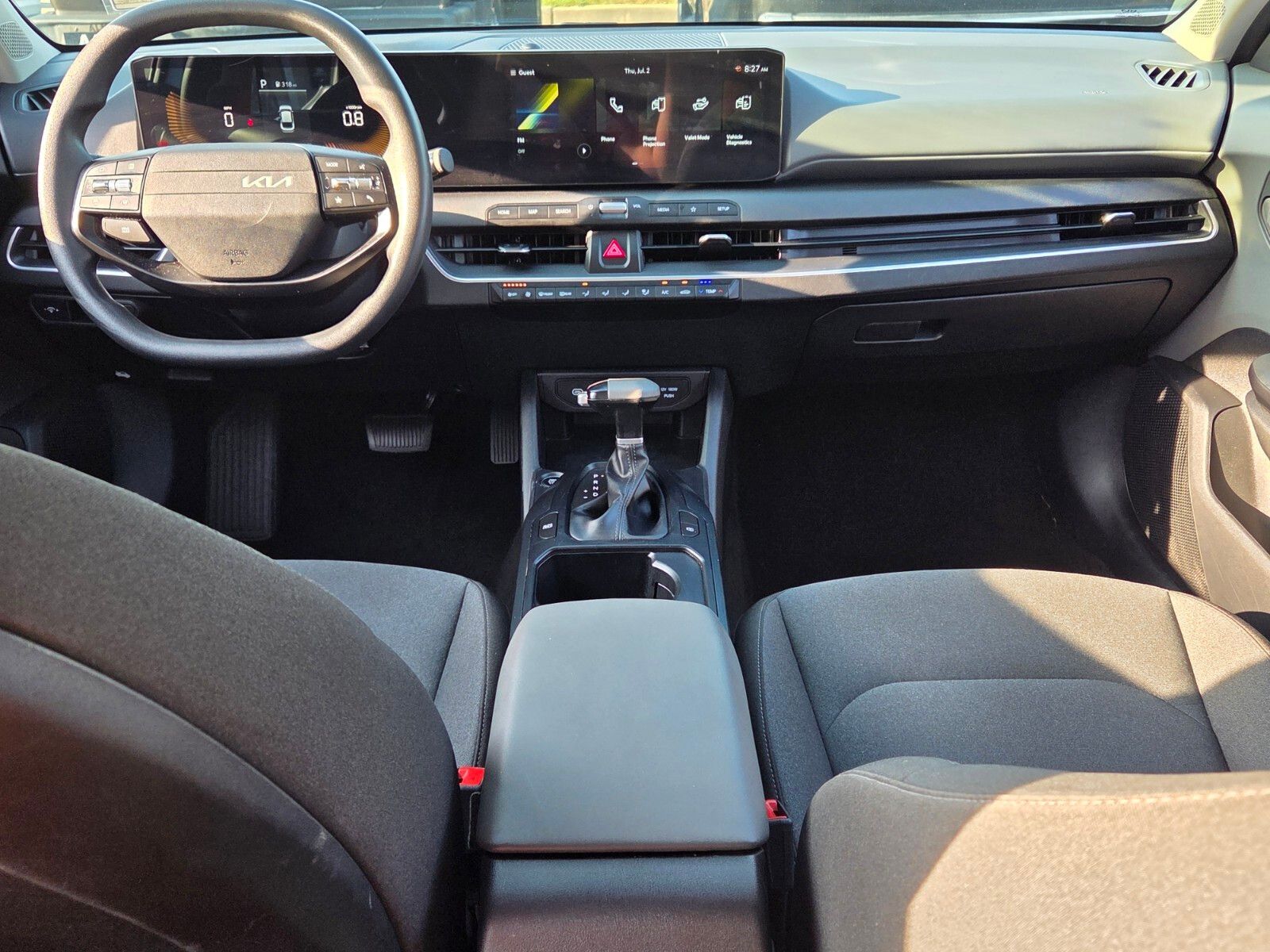 Used 2025 White Kia LXS image 8