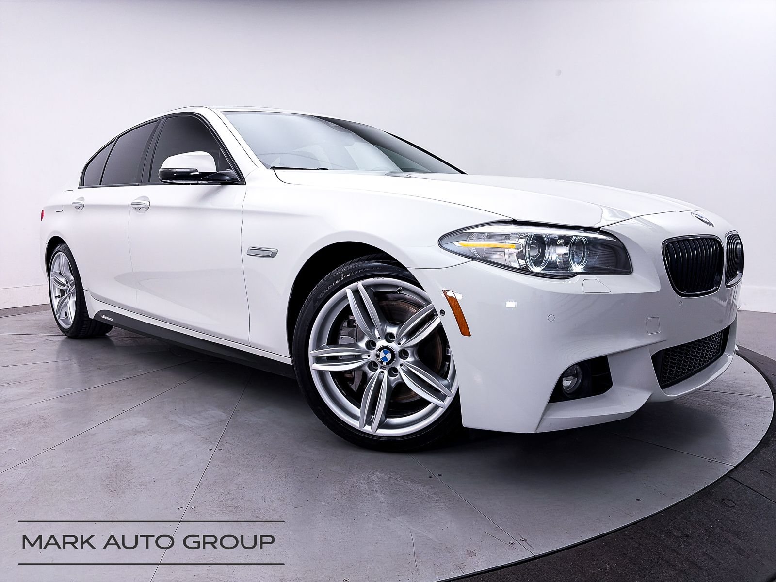 2016 BMW 5 Series 550i