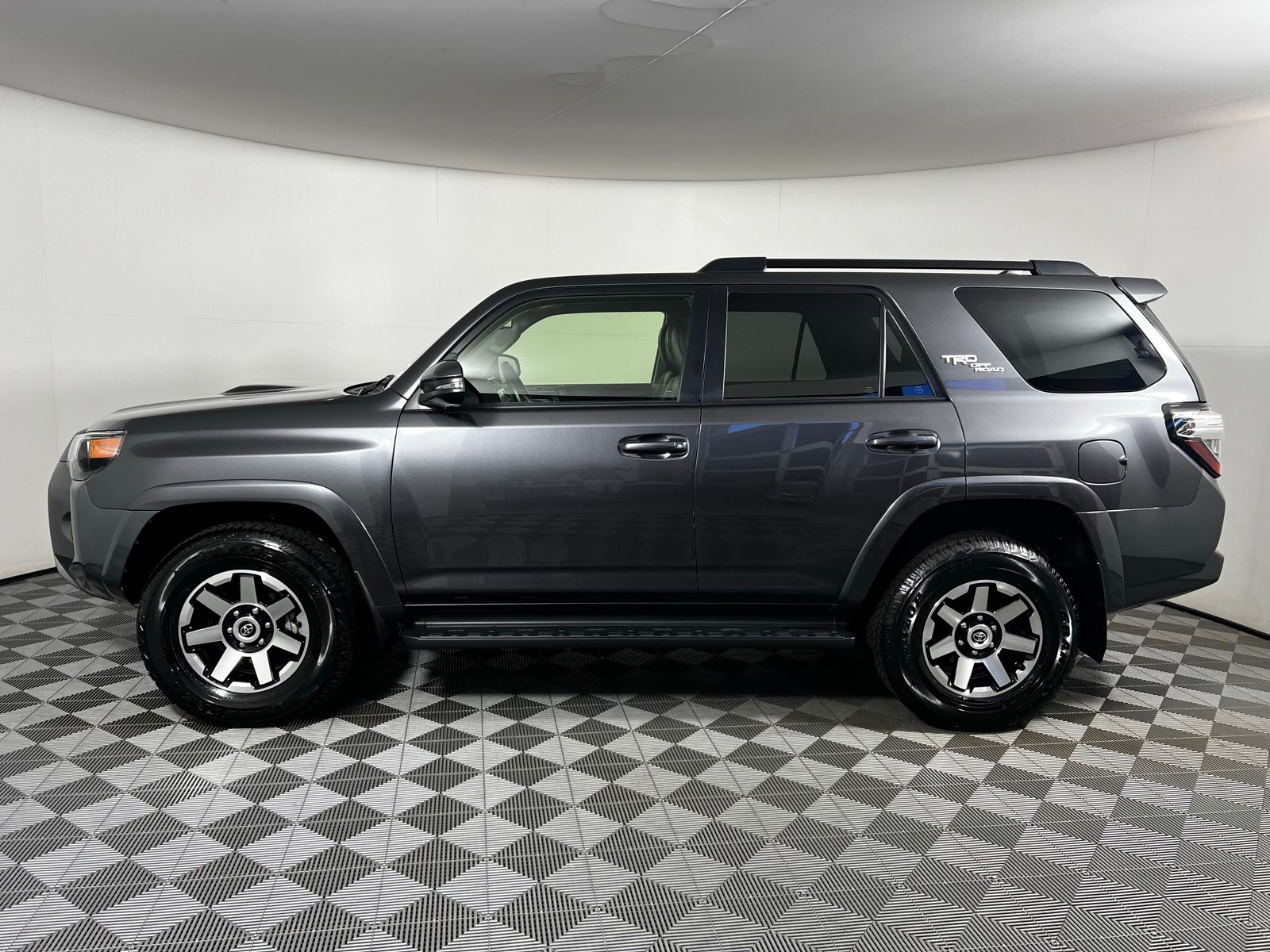 2023 Toyota 4Runner TRD Off Road 8