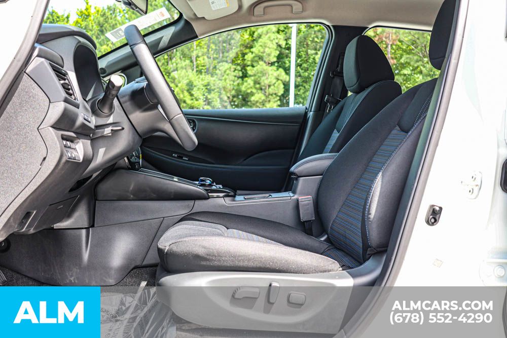 2025 Nissan Leaf SV Plus photo 17