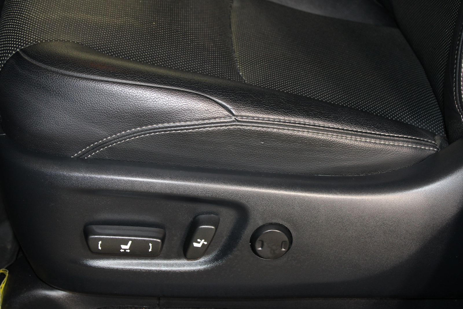 Used 2020 Gray Toyota Nightshade image 21