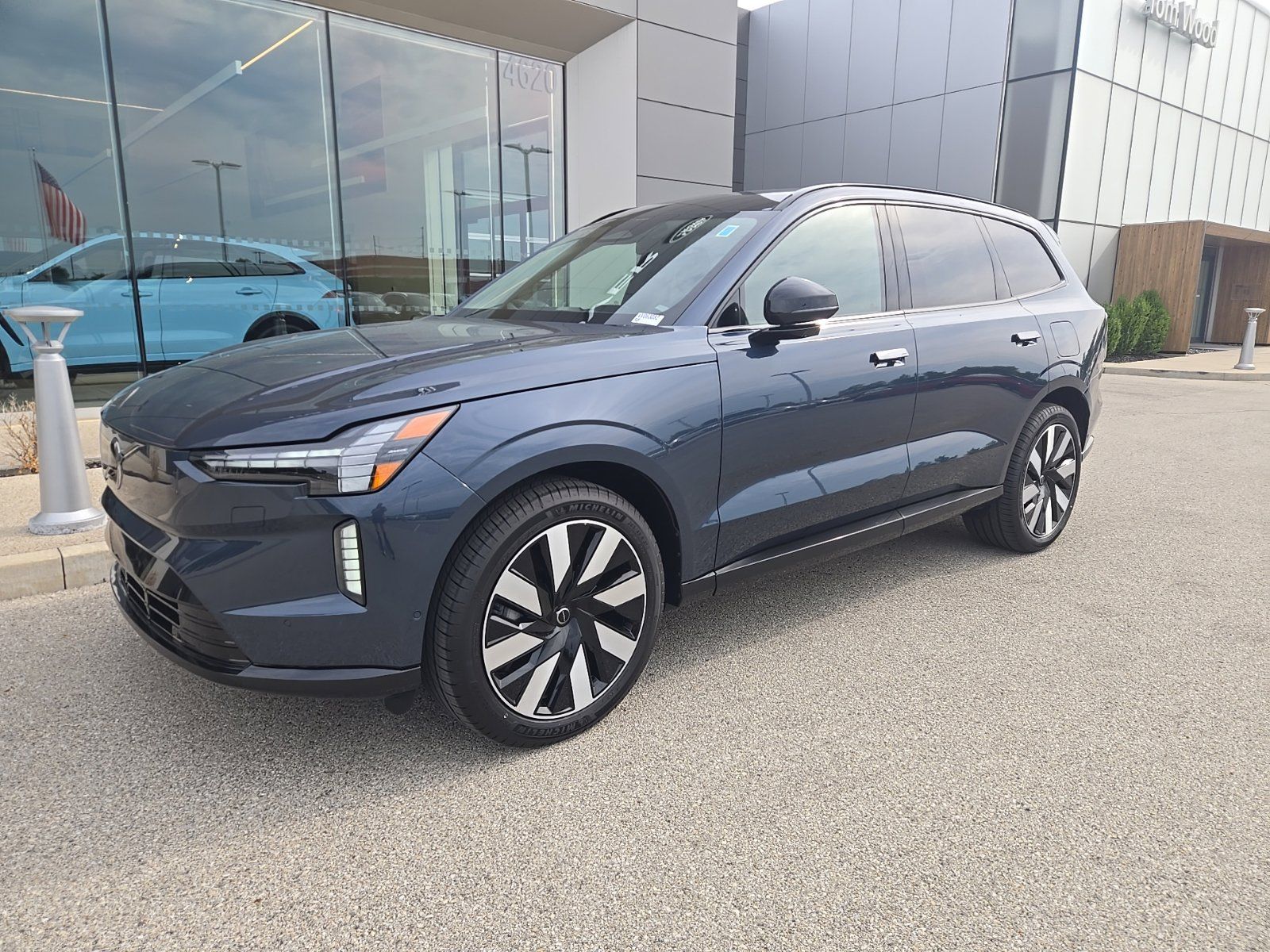 Denim Blue 2026 Volvo EX90 SUV / Crossover All-Wheel Drive 1-Speed Automatic