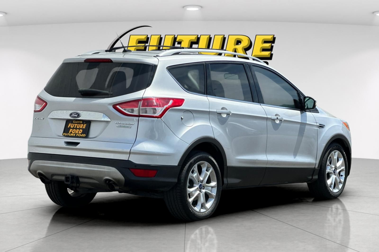 View vehicle photo 3