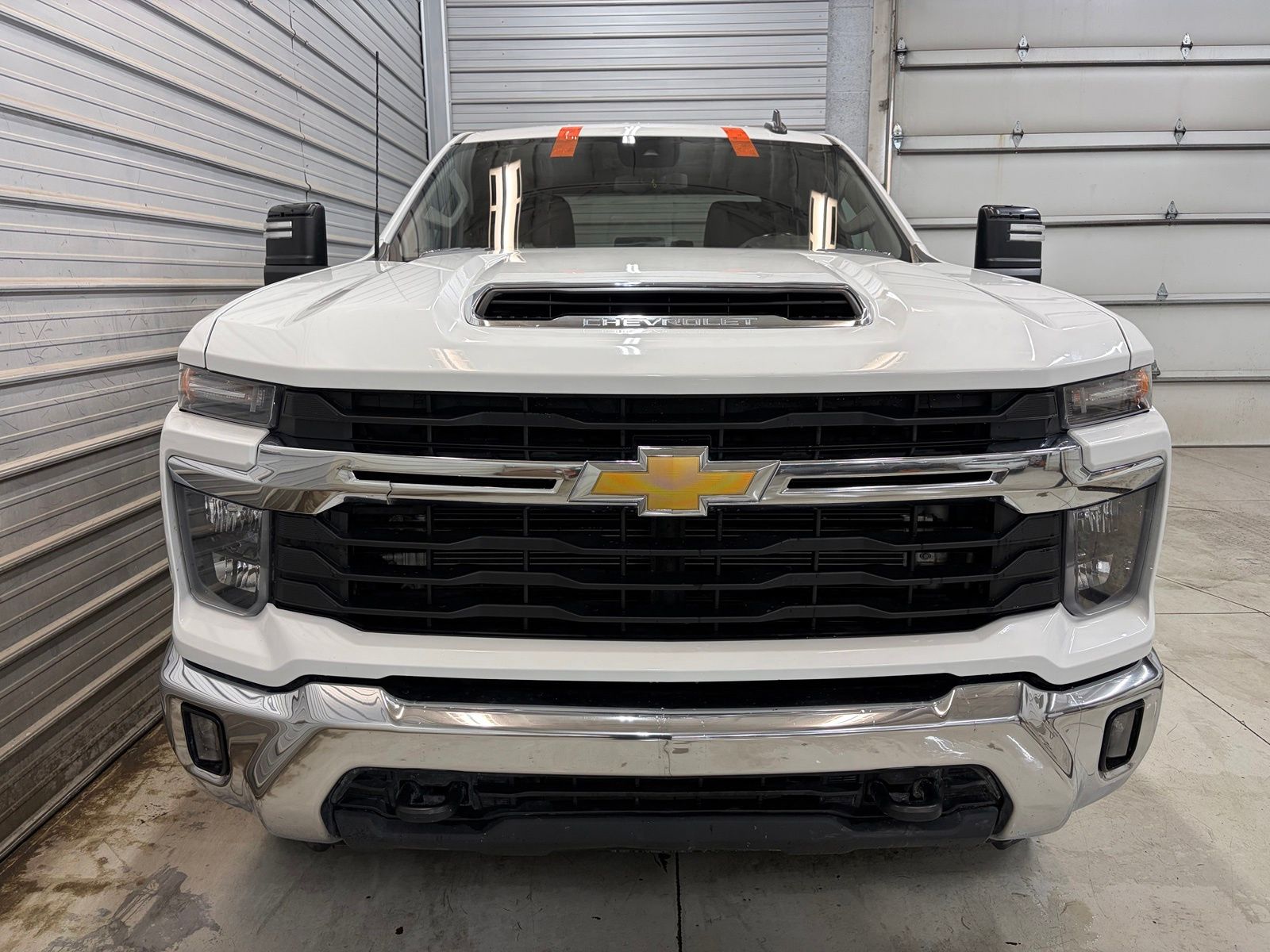 2024 Chevrolet Silverado 2500HD LT - Image 2