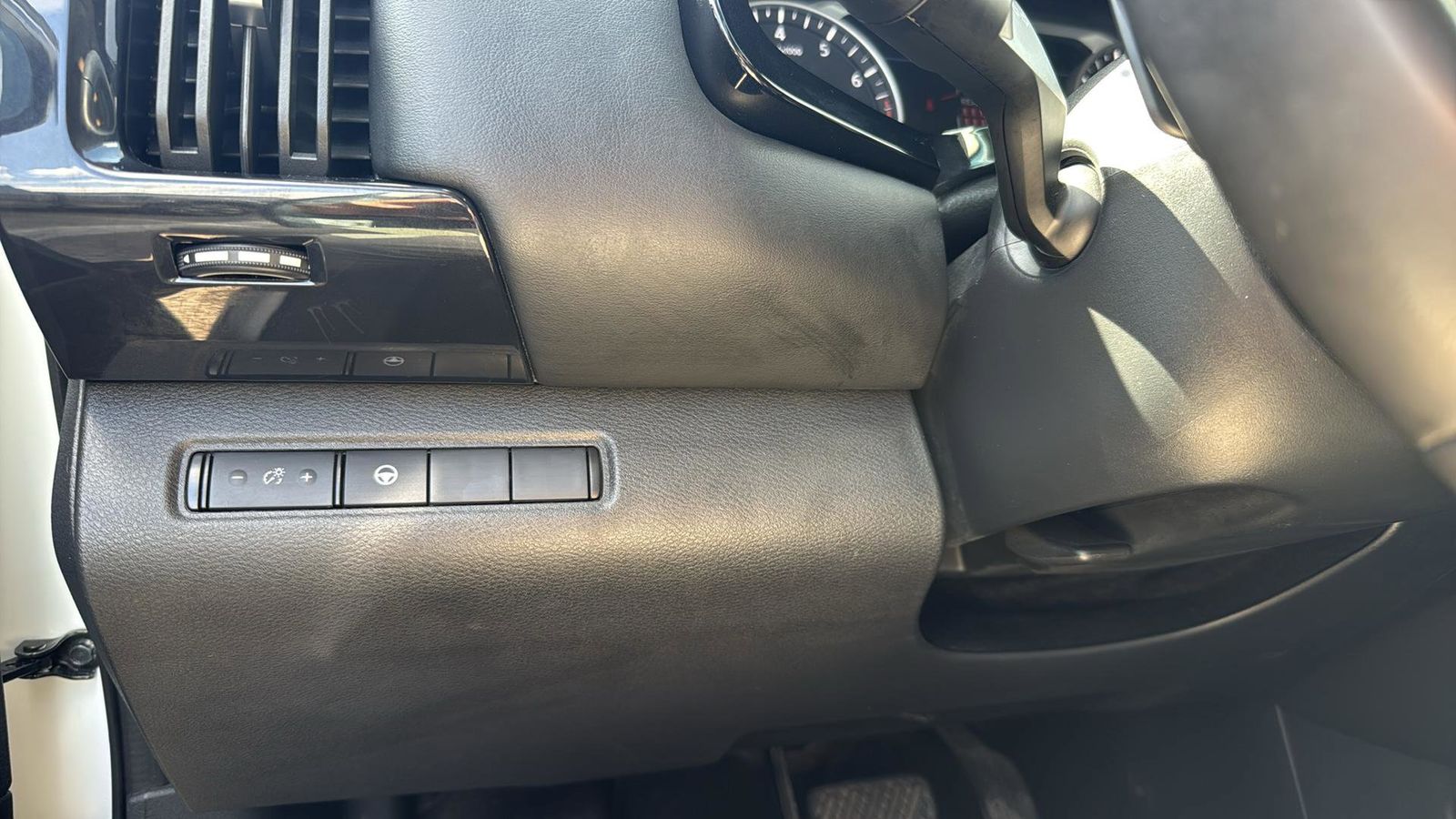 Used Car 2024 Nissan Pathfinder  Sv For Sale Under $30,000 In Austin, Texas