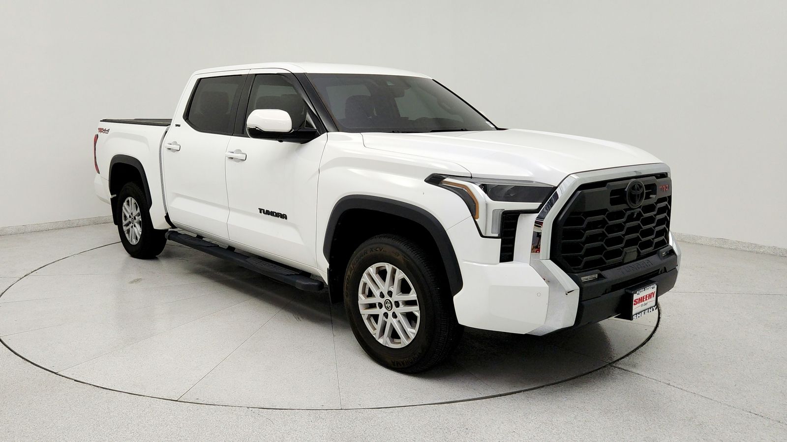 White 2022 Toyota Tundra Pickup Truck Four-Wheel Drive Automatic