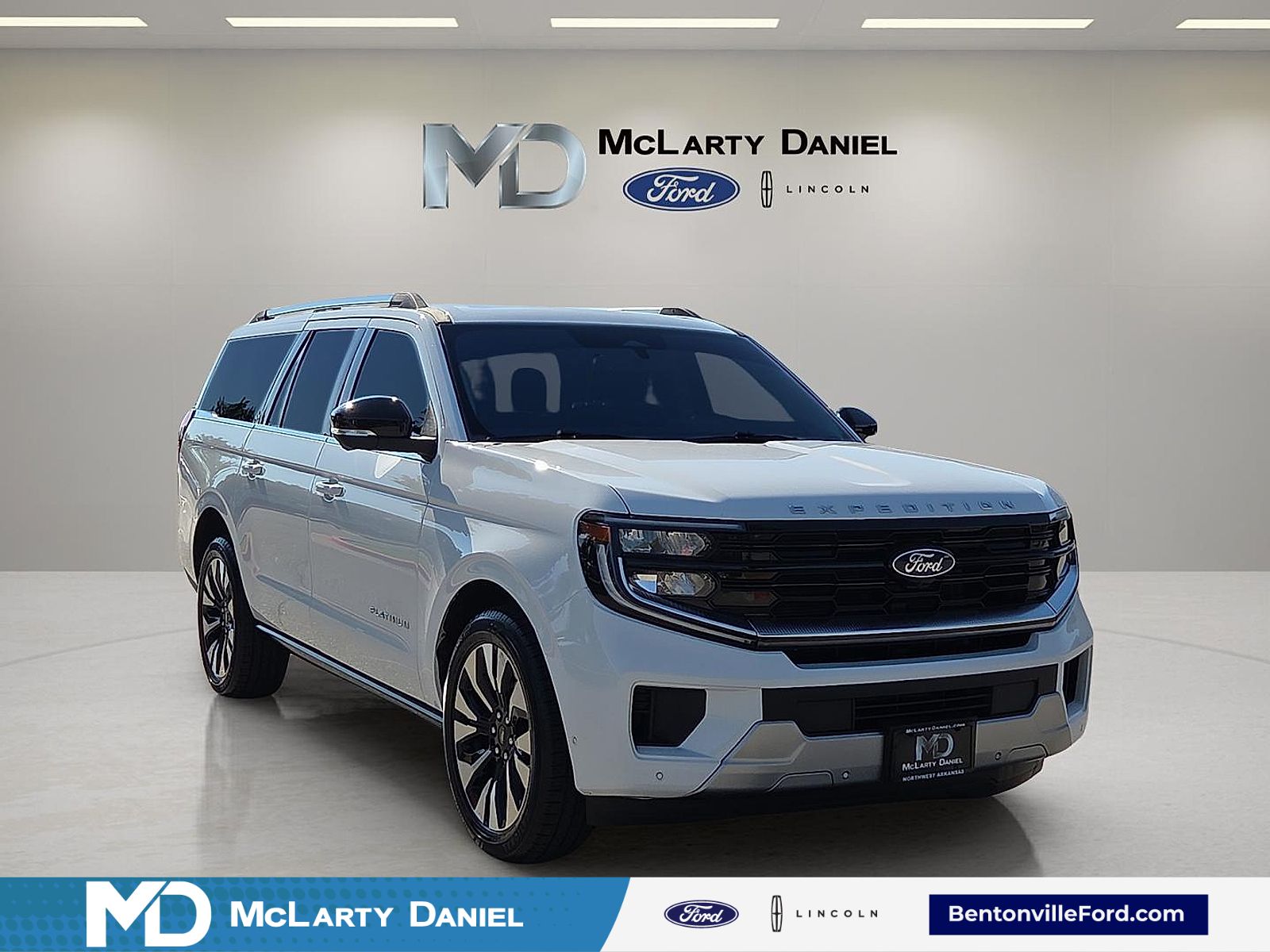 Oxford White 2025 Ford Expedition SUV / Crossover Four-Wheel Drive Automatic