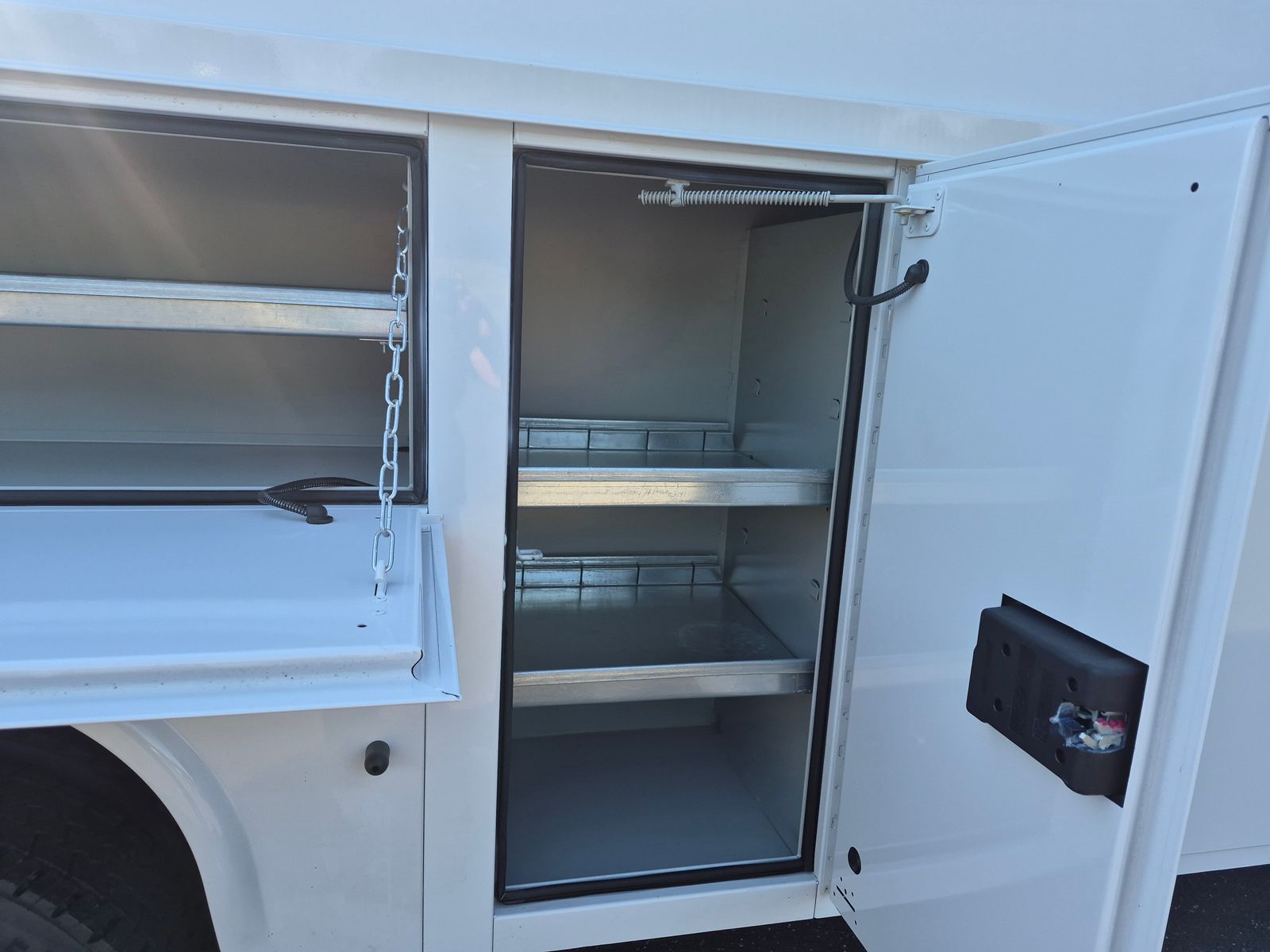 New 2026 Oxford White Ford XL image 14