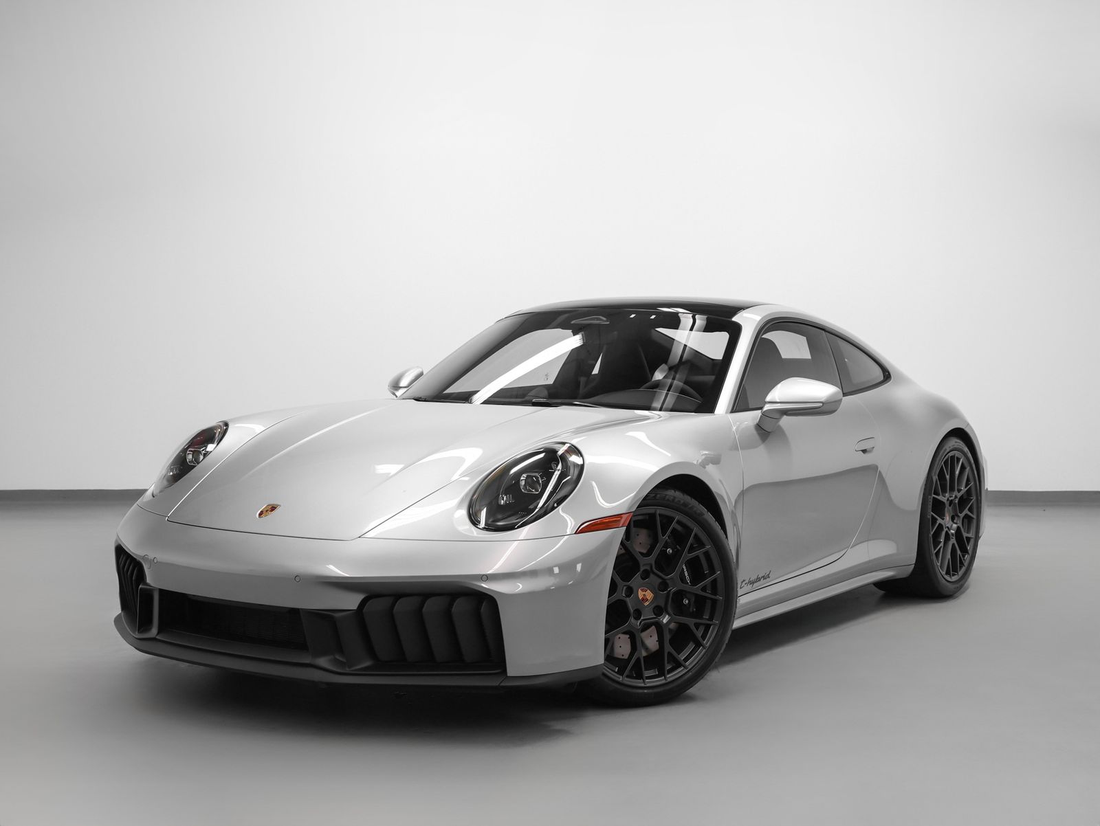Silver 2026 Porsche 911 Carrera GTS Coupe RWD Coupe Rear-Wheel Drive 8-Speed Automatic