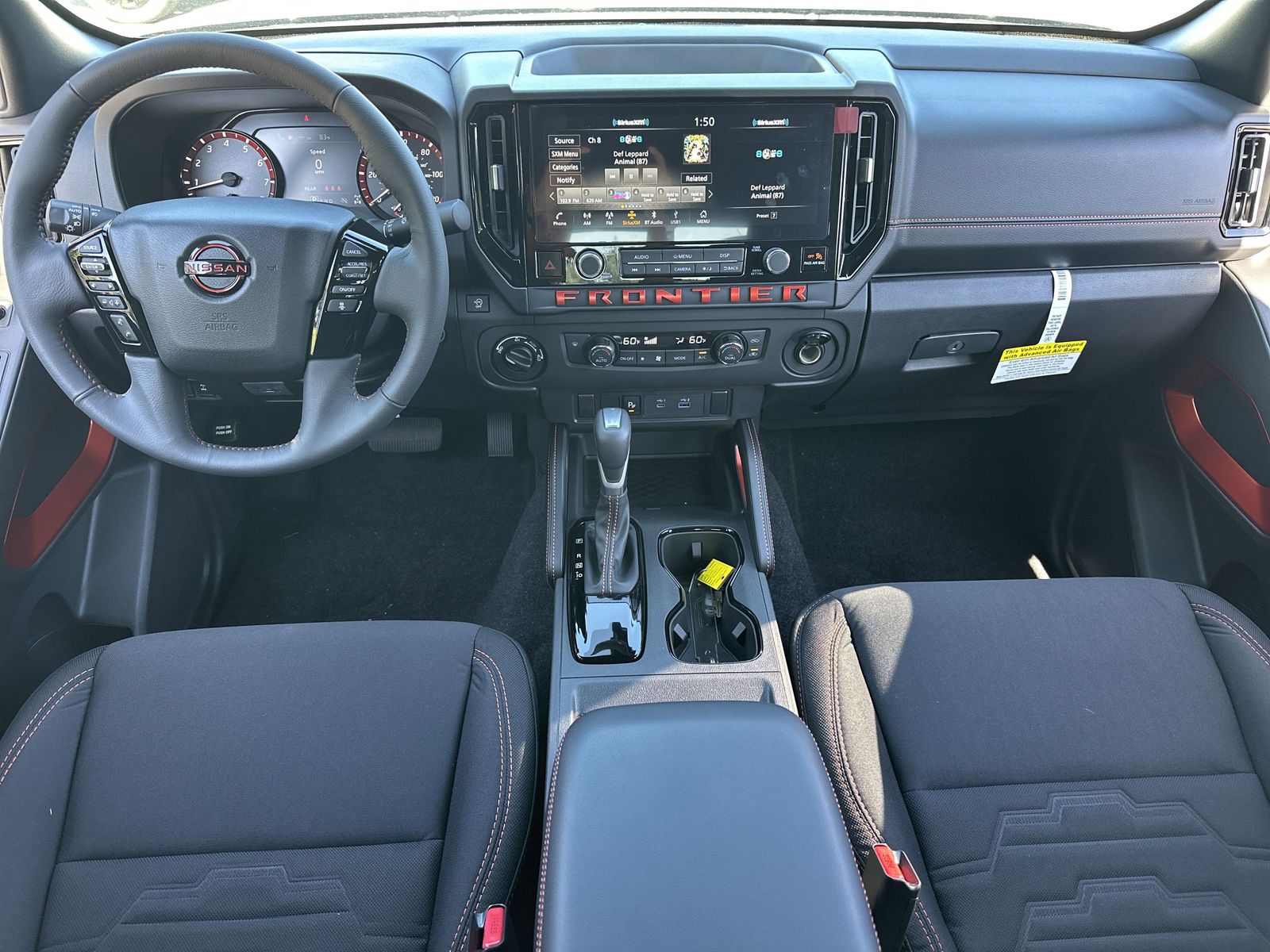2025 Nissan Frontier PRO-4X photo 2