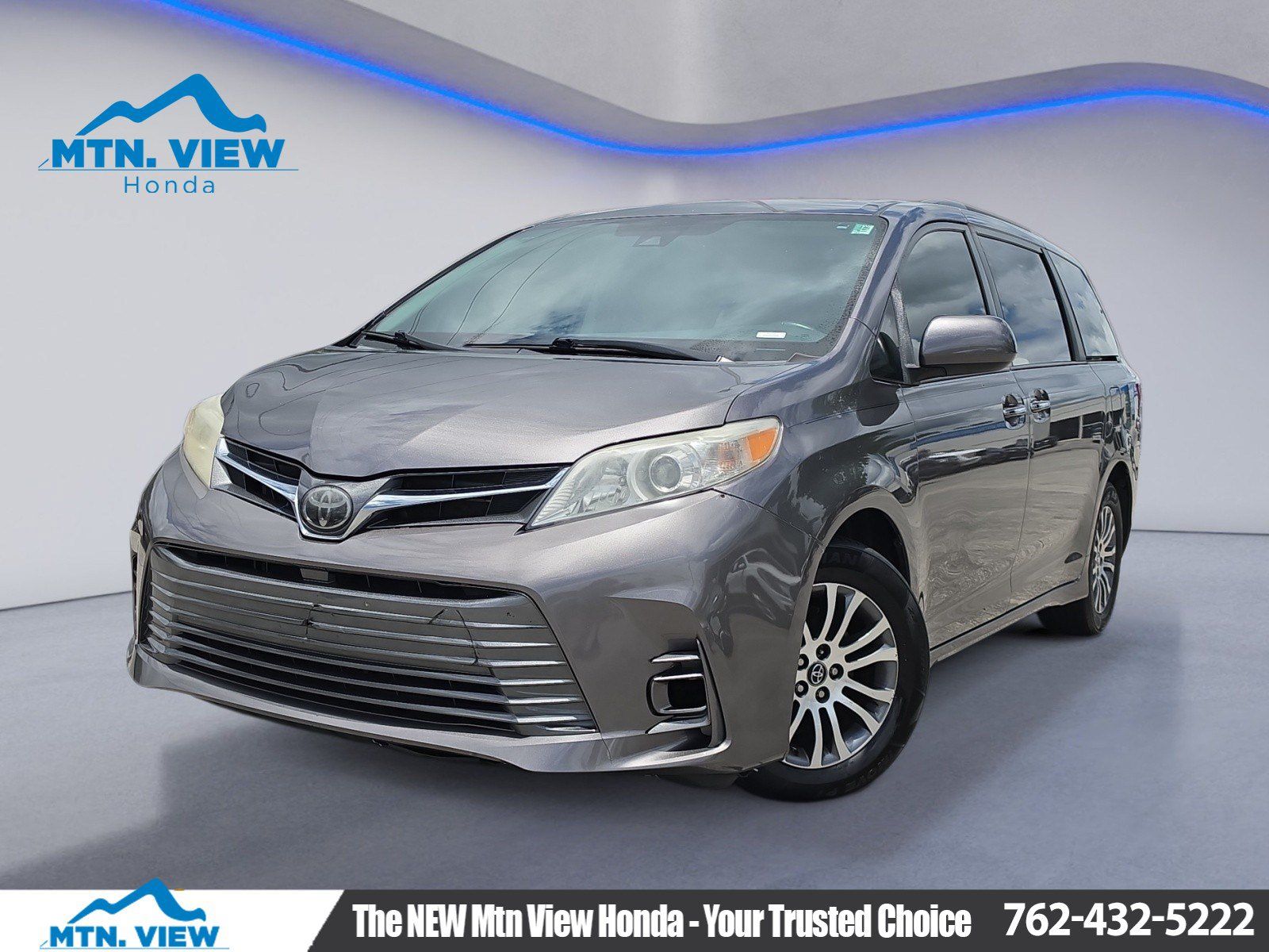 Predawn Gray Mica 2020 Toyota Sienna Minivan Front-Wheel Drive 8-Speed Automatic